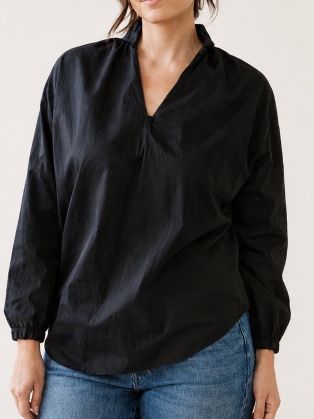 A Shirt Thing Penelope Cabo Oversized Black 100% Cotton Ruffle Collar Blouse